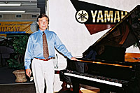 webassets/pianosteve.jpg